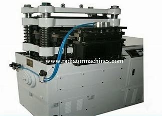 comprare servocomando della macchina dell'aletta di 300M/Min Double Tray Aluminum Radiator fabbricazione online