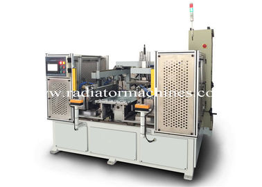 Macchina automatica del costruttore di anima del radiatore dei semi con dell'intestazione di Replacalbe