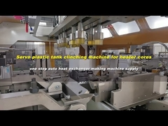 macchina di clinciatura del serbatoio di plastica del centro del riscaldatore auto/auto, macchina di piegatura del serbatoio di plastica